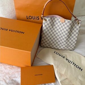Louis Vuitton graceful pm purse